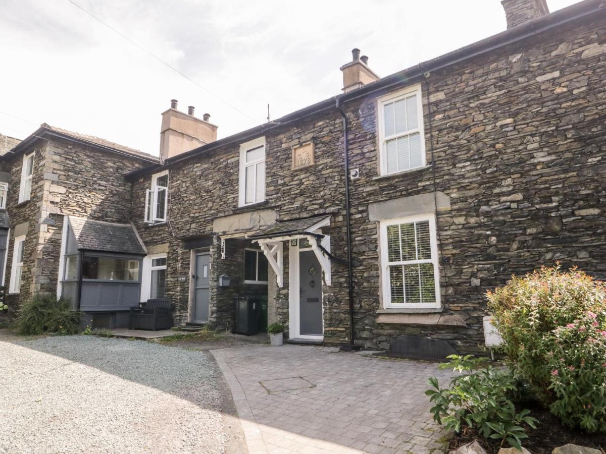 The Burrow * Windermere